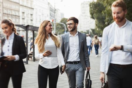 Das Unternehmen Kisi hat 50 Städte auf der ganzen Welt auf ihr Work-Balance-Potenzial hin untersucht. Die Kategorien: Die Mö... Das Unternehmen Kisi hat 50 Städte auf der ganzen Welt auf ihr Work-Balance-Potenzial hin untersucht. Die Kategorien: Die Mö...