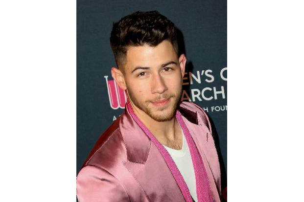 Nick Jonas hat keinen Mangel an fürchterlichen Date-Erinnerungen. Neben einigen Verabredungen, bei denen er zu viel Alkohol ...