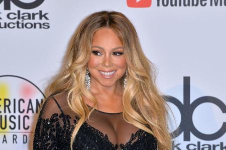 Sängerin Mariah Carey verlangt bei Konzerten und Veranstaltungen Früchte, Käse und Brezeln als Snack für zwischendurch. Hinz...