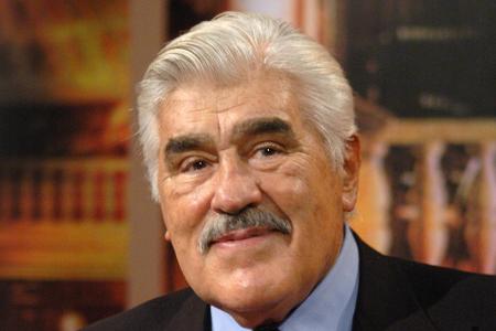 Der in Zürich geborene Mario Adorf ist seit den 50er Jahren im Filmgeschäft tätig.