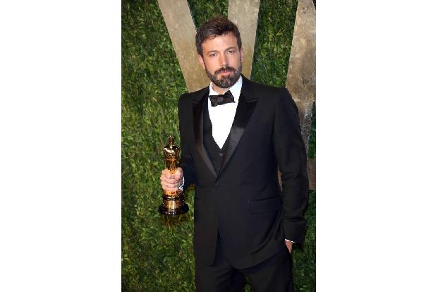 Ben Affleck und Matt Damon lernten sich bereits als Kinder kennen, zogen aber erst (für eine kurze Zeit) zusammen, als sie g...