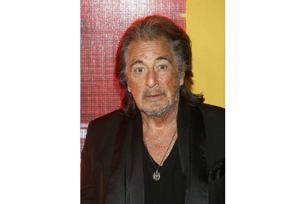 Und auch Al Pacino wurde der Part des Han Solo angeboten. Nach 'Der Pate' war Al Pacino ein Superstar und bekam Rollenangebo...