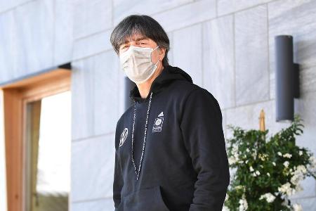Für Joachim Löw ist die Europameisterschaft das letzte Turnier einer langen Karriere beim DFB. Anschließend gibt er an seine...