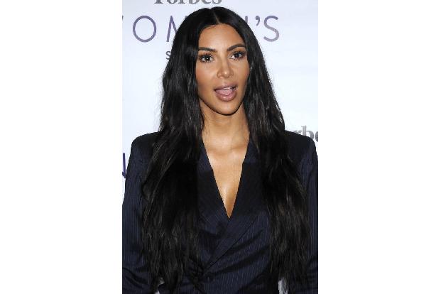 Aktuell hat es Kim Kardashian erwischt: Die Unternehmerin soll das Reinigungspersonal nicht rechtzeitig bezahlt haben. Auch ...
