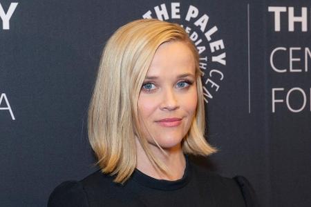 Reese Witherspoon verkörperte in mehreren Folgen die verwöhnte kleine Schwester von Rachel (Jennifer Aniston). Auch sie hat ...