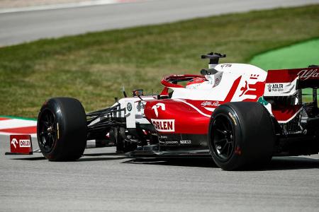 Alfa-Romeo-Test in Barcelona: Die Radkappen sind wieder da