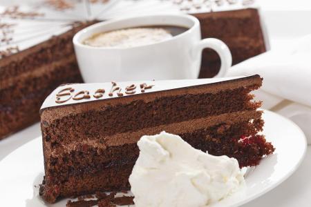 Egal ob Brownies, Apfelkuchen oder Sachertorte: Am 17. Mai wird der Welttag des Backens gefeiert. Mit diesen Apps findet man... Egal ob Brownies, Apfelkuchen oder Sachertorte: Am 17. Mai wird der Welttag des Backens gefeiert. Mit diesen Apps findet man...
