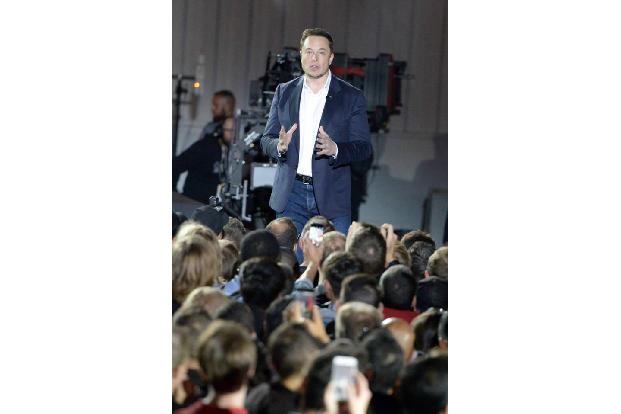 2021 gab Elon in einer Fernsehshow bekannt, dass bei ihm das Asperger-Syndrom festgestellt wurde. Gleichzeitig ist das eigen...