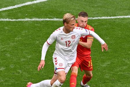 Startelf-Debüt bei dieser EM nach Maß. Brachte Dänemark mit seinem Doppelpack auf die Siegerstraße, bei beiden Toren bewies ...