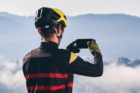 Plötzlich steht man während der Fahrradtour vor einer majestätischen Bergkette, weiß aber den Namen nicht. 