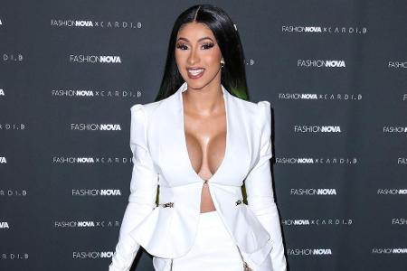 Rapperin Cardi B ist für ihr loses Mundwerk bekannt. Auch in Sachen Schönheitseingriffen scheint sie kein Blatt vor den Mund...