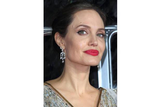 Angelina Jolie ist immer für ihre Kinder da, während der Lockdown die Familie phasenweise ans Haus fesselte. Tochter Vivienn...