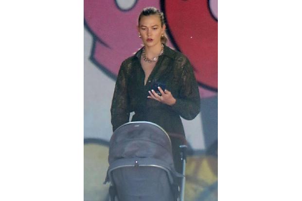 Überraschung: Karlie Kloss ist seit fast zehn Jahren mit Josh Kushner zusammen. Der Nachname klingt bekannt? Josh ist der jü...