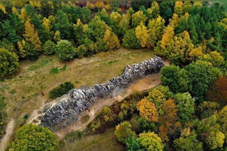 In der Rhein-Main-Region lockt der Taunus. Eine knapp vier Stunden lange Tour startet von Gemünden und verläuft über Weilmün...