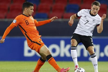 Der Spieler des Abends! Schockte die Niederlande bereits nach 31 Sekunden, legte dabei einen starken Laufweg hin. Düpierte d...