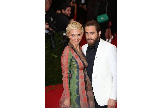 Jake und Maggie Gyllenhaal haben beide in den Filmen ihres Vaters, Regisseurs Stephen Gyllenhaal, mitgespielt. Jake und Magg...
