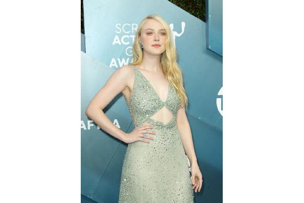 Dakota (Foto) und Elle Fanning sind beide erfolgreiche Schauspielerinnen – und das ist auch gut so. Dakota schwärmte über El...