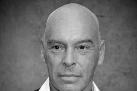 Als Johannes Graf von Lahnstein wurde er in 