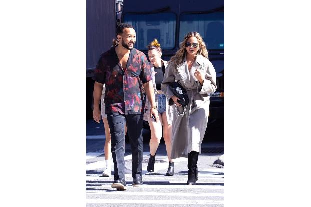 Chrissy Teigen fragte: 
