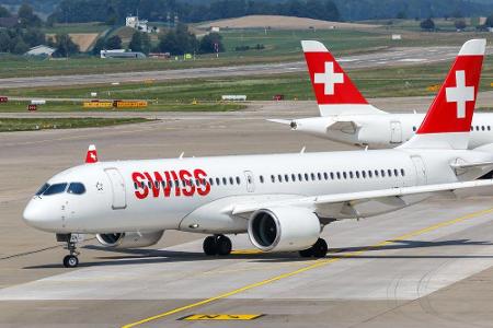 Platz zehn geht an Swiss International Air Lines und damit - so viel sei schon mal verraten - die einzige europäische Flugge...
