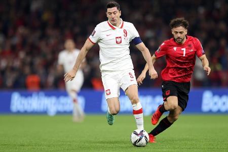 Blieb bei der polnischen Nationalmannschaft überraschend ohne Torerfolg. Durfte beim 5:0 gegen San Marino schon nach 66 Minu...