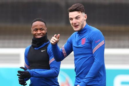 Auf die beiden englischen Superstars sollte Newcastle ebenfalls ein Auge werfen. Das empfiehlt zumindest der englische Ex-Na...