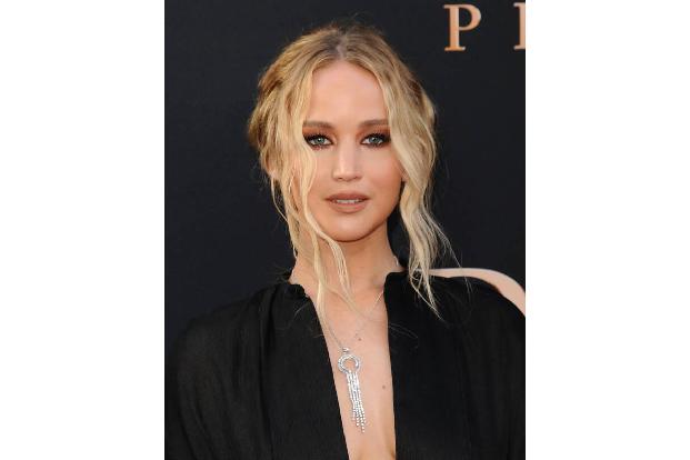 …Oscar-Gewinnerin Jennifer Lawrence, die weltweit Männerherzen zum Schmelzen bringt, bekommt Nervenflattern, wenn sie an ein...
