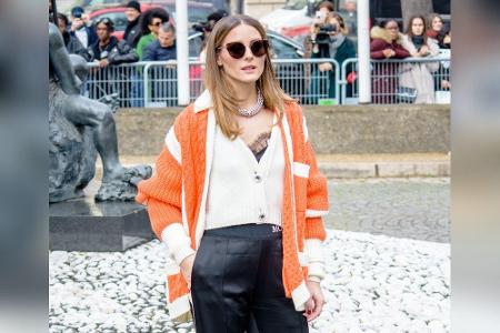 Strick ist schick, besonders in Form von Jacken: Sie eignen sich hervorragend für modische Layering-Looks, wie Olivia Palerm...