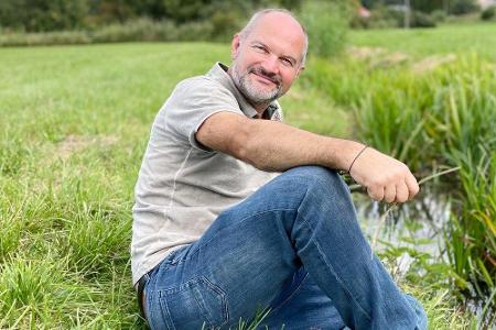 Martin (50) baut Wein und Getreide in Niederösterreich an. Seit vier Jahren ist der Vater von zwei Kindern Single. Mit einer...