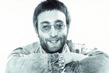 Insektenartige Wesen sollen Ex-Beatle John Lennon in seiner Wohnung besucht haben. Sie sollen angeblich seine Gedanken mit T...