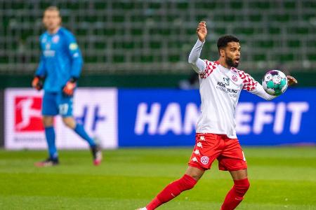 Schon im Juni hatte 'Bild' den Mainzer Abwehrspieler Jeremiah St. Juste beim BVB ins Gespräch gebracht. Zwischenzeitlich wur...
