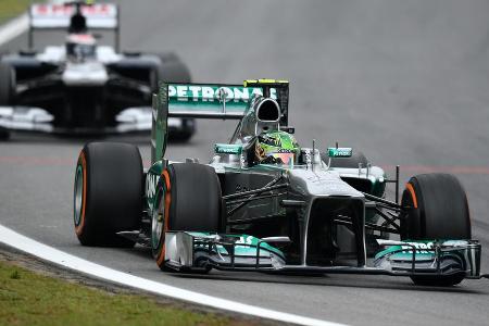 Der Tiefpunkt ist überstanden, es geht bergauf. Auch dank Lewis Hamilton, der nun zum Team dazu gestoßen ist. Die überarbeit...