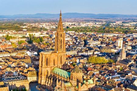 Ein guter Ausgangspunkt für eine Reise durch das Elsass ist Straßburg. Die mittelalterliche Altstadt wartet mit zahlreichen ...