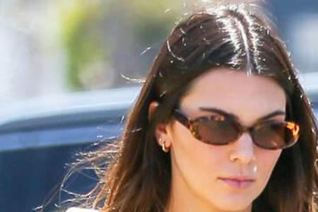 Kendall Jenner will in diesem Sommer scheinbar vor allem eines: Relaxen. Das Model hat sich eine Villa in Südfrankreich gemi...