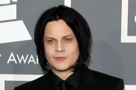 Von 2002 bis 2004 war The-White-Stripes-Frontmann Jack White (46) der Mann an Zellwegers Seite. Die beiden lernten sich am S...