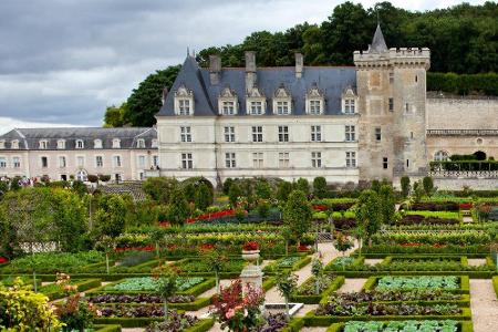 Das Besondere an Schloss Villandry sind die Gärten: Nach alten Stichen, Plänen und Gartenratgebern rekonstruiert, befinden s...