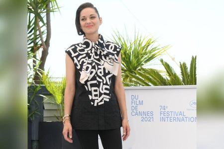 Gleich zu Beginn der Filmfestspiele sorgte Marion Cotillard für einen Hingucker: Beim Fototermin für den Film 