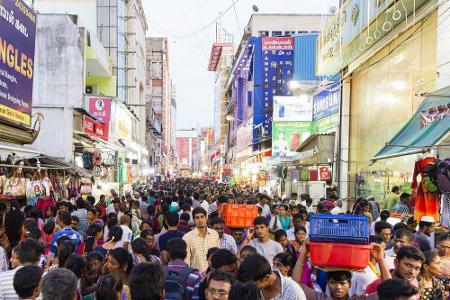 ... heißt sie Chennai - und das seit 1996. Wobei das strenggenommen auch nur eine Abkürzung ist. Eigentlich lautet die volls...