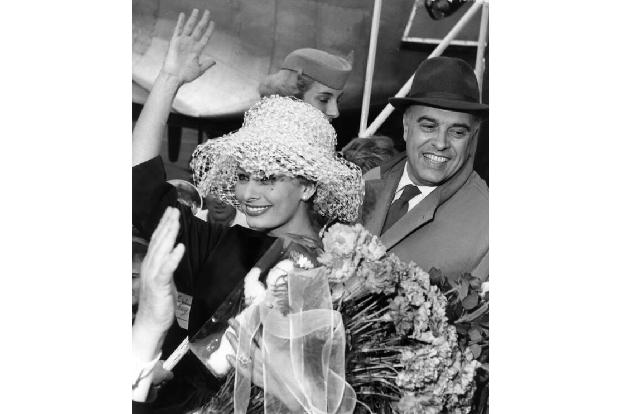 Schauspielerin Sophia Loren machte einst ein echtes Spektakel aus ihrer Blutspende, um für die gute Tat kräftig die Werbetro...