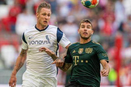 Fiel zu Beginn noch durch ungenaue Pässe auf, steigerte sich dann aber im Spielverlauf. Zeigte insgesamt einen souveränen Au...