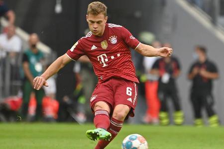 Am Stammplatz von Joshua Kimmich gibt es nichts zu rütteln - weder in der Nationalmannschaft noch beim FC Bayern. Früher ode...