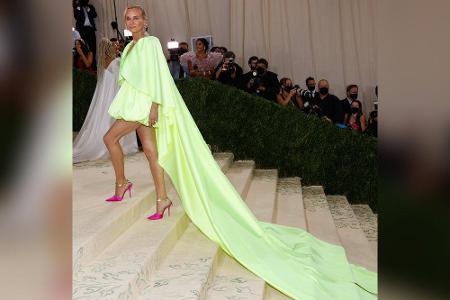 Diane Kruger (45) war im Minikleid in leuchtendem Limonengrün von Prabal Gurung mit langer Schleppe ein Hingucker auf dem mo...