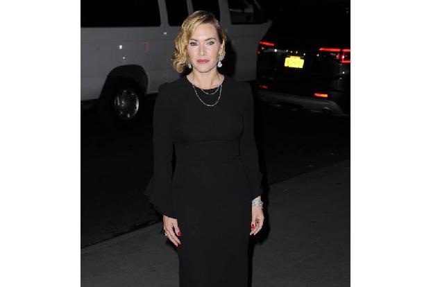 Der Abend stand ganz im Zeichen der Brit*innen, denn Kate Winslet triumphierte als Beste Hauptdarstellerin in einer Mini-Ser...
