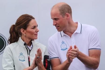 Prinz William und Kate Middleton lernten sich an der Uni kennen. Beide studierten im schottischen St. Andrews, weitab des Tr...