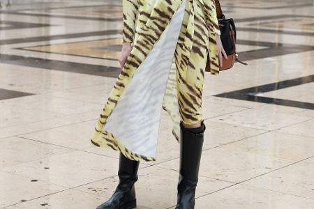 Chunky Boots sind schon seit einigen Jahren Teil der Herbst-Trends. Diesen Herbst besonders angesagt: klobige, gummistiefela...