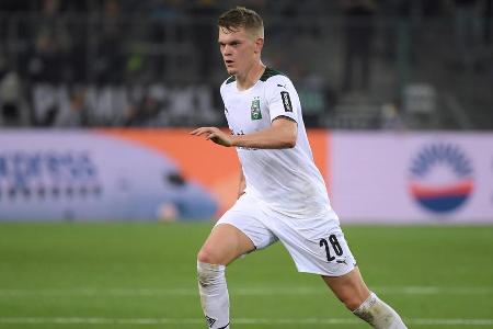 Ein Nationalspieler, der auch noch im kommenden Sommer ablösefrei ist? Klingt wie gemacht für den FC Bayern. 'calciomercato'...