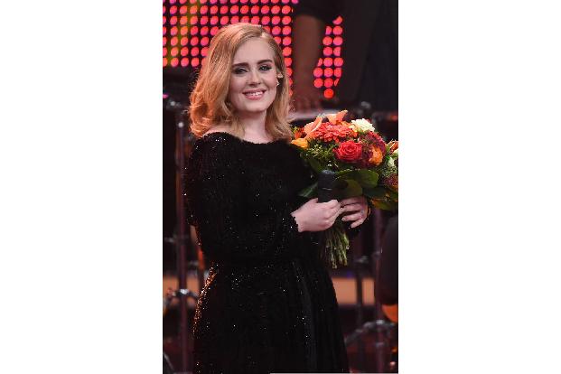 Dass es Adele sogar gelang, ihre Schwangerschaft sieben Monate lang zu verbergen, zeigt doch, wie sehr sie ihr öffentliches ...