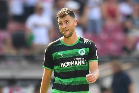 Fälschte die Hereingabe von Davies unglücklich ab, sodass Müller zum 1:0 traf. Ansonsten sehr bemüht, aber beim Spielaufbau ...