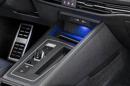 VW Golf R Variant