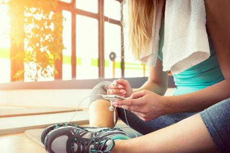 Ernährung und Bewegung bedingen den Fitnesszustand, unter Corona-Bedingungen kommt häufig beides zu kurz. Diese Apps helfen,... Ernährung und Bewegung bedingen den Fitnesszustand, unter Corona-Bedingungen kommt häufig beides zu kurz. Diese Apps helfen,...